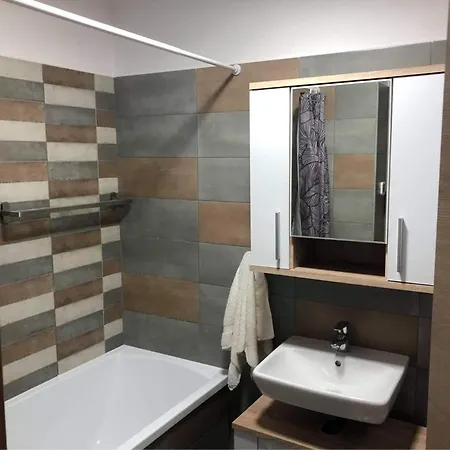 Lido Nappali + 3 Halo 公寓