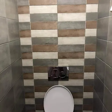 公寓 Lido Nappali + 3 Halo