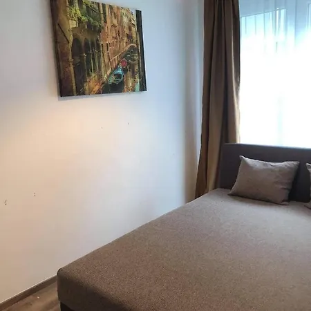 Lido Nappali + 3 Halo 公寓